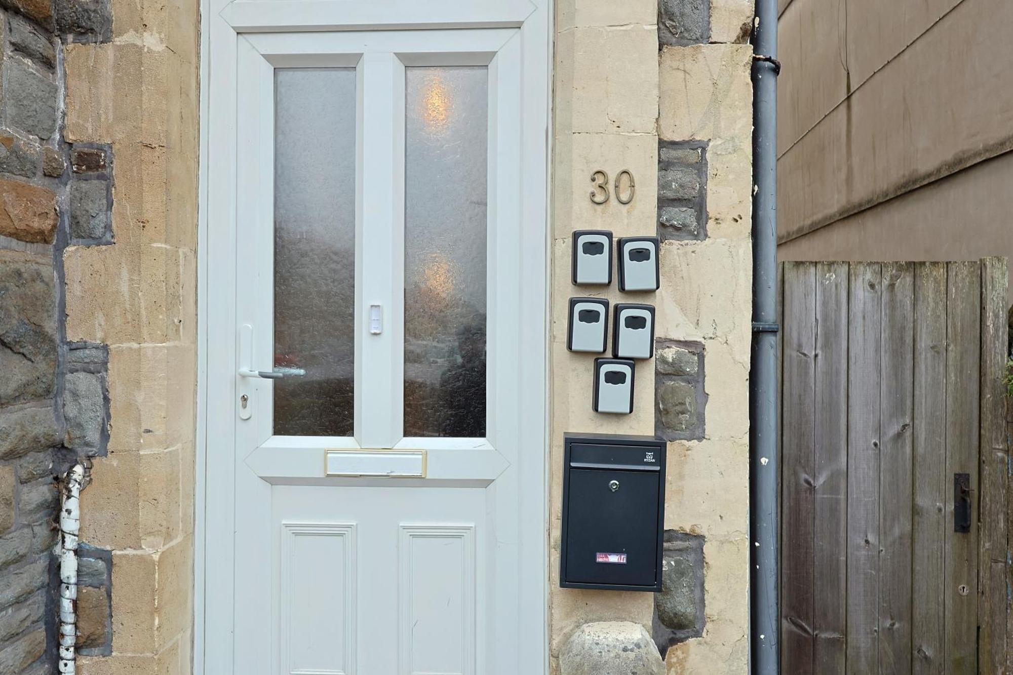 Cardiff City Guesthouse, Central Rooms, Fast Wi-Fi, On-Street Parking Luaran gambar